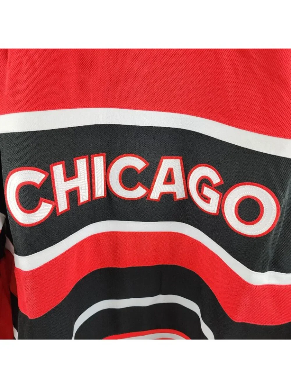 adidas Jersey Men 54 Retro Red Black NHL Chicago Blackhawk Kirby Dach #77 NWT